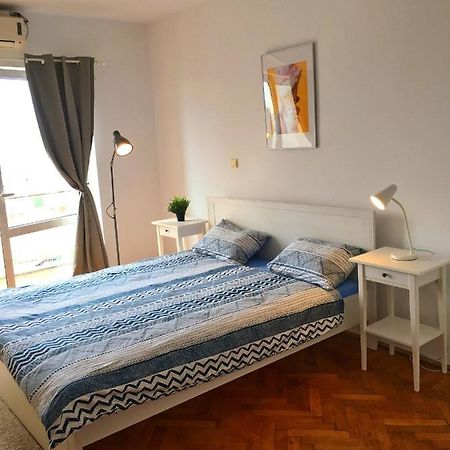 Apartment With Amazing View Near Old Town Бухарест Экстерьер фото